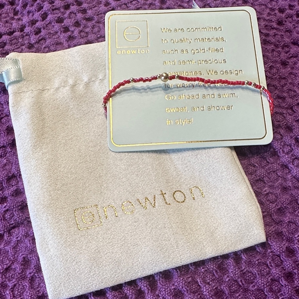 eNewton Red and White Beaded Bracelet